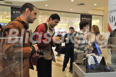 Над 50 артикула-менте бяха представени на откриването на изложбата в Mall Sofia &quots;Ментетата не са на мода&quots;