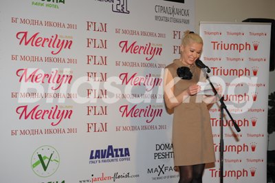 Валя Войкова обявява един пт призьорите в конкурса &quots;Модна икона 2011&quots;