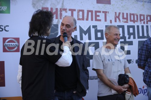 Влади Въргала задава въпрос на Георги Кадурин
