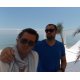 Боби Турбото открива бар на морето