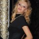 Юлия Юревич ще дари балната си рокля