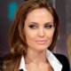 Анджелина отложи сватбата с Брад