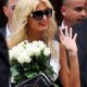 Защитници на животни погнаха Парис Хилтън